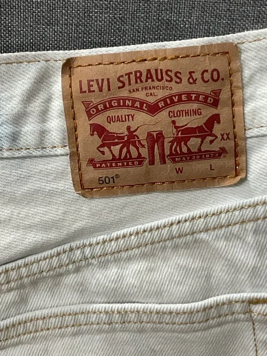 Levi’s 501 Cut Off Jean Shorts 27 Bleached High Rise Frayed Hem - Picture 4 of 10